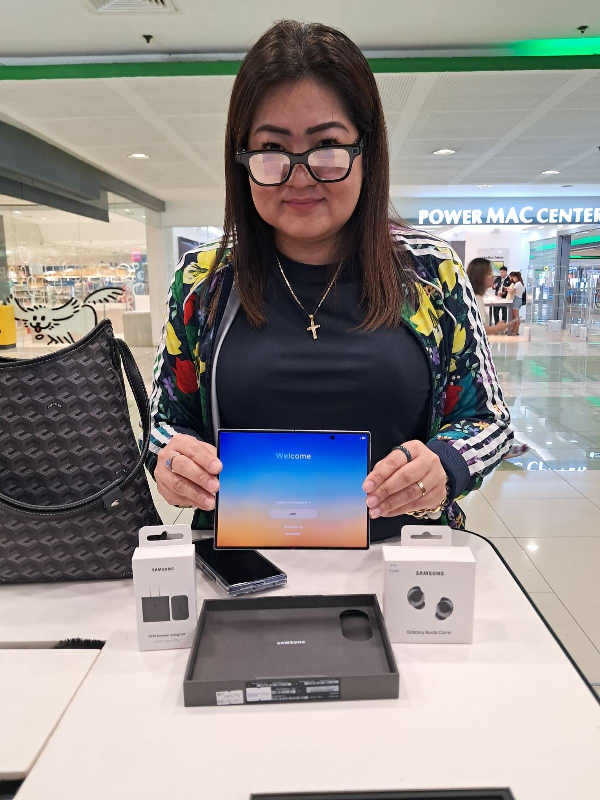 Customer experience moment 01
