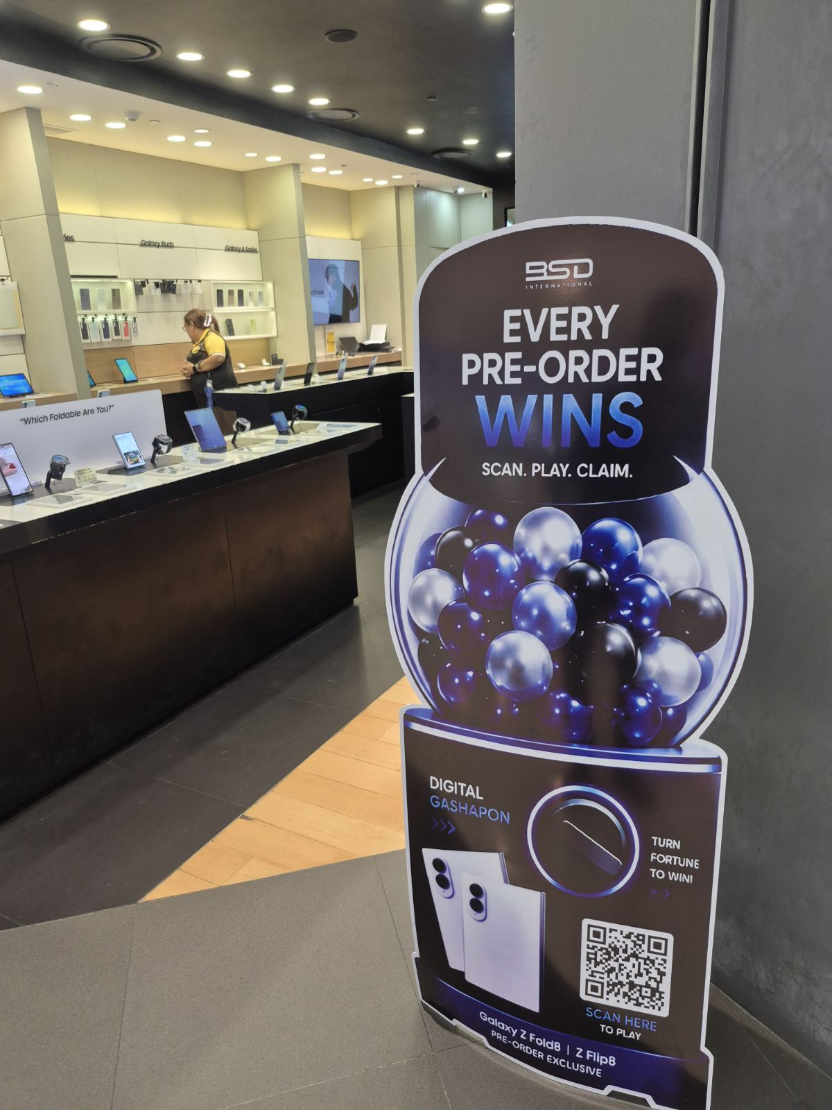 Samsung concept store standee installation 09