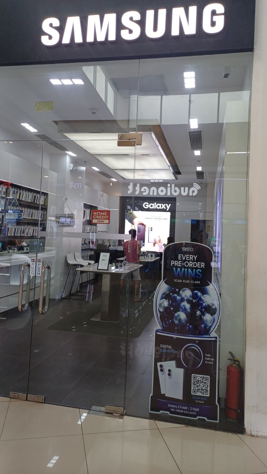 Samsung concept store standee installation 22